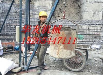 點(diǎn)擊查看詳細(xì)信息<br>標(biāo)題：華友機(jī)械建筑 挖樁 打井用小吊機(jī) 閱讀次數(shù)：6730