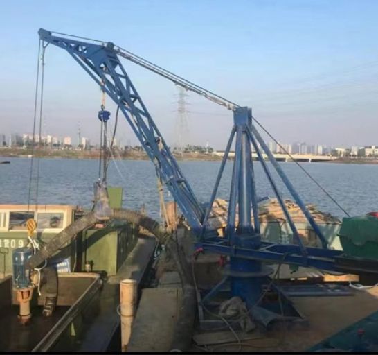點擊查看詳細信息<br>標題：裝車卸貨 車間碼頭 魚塘吊機 閱讀次數：1983